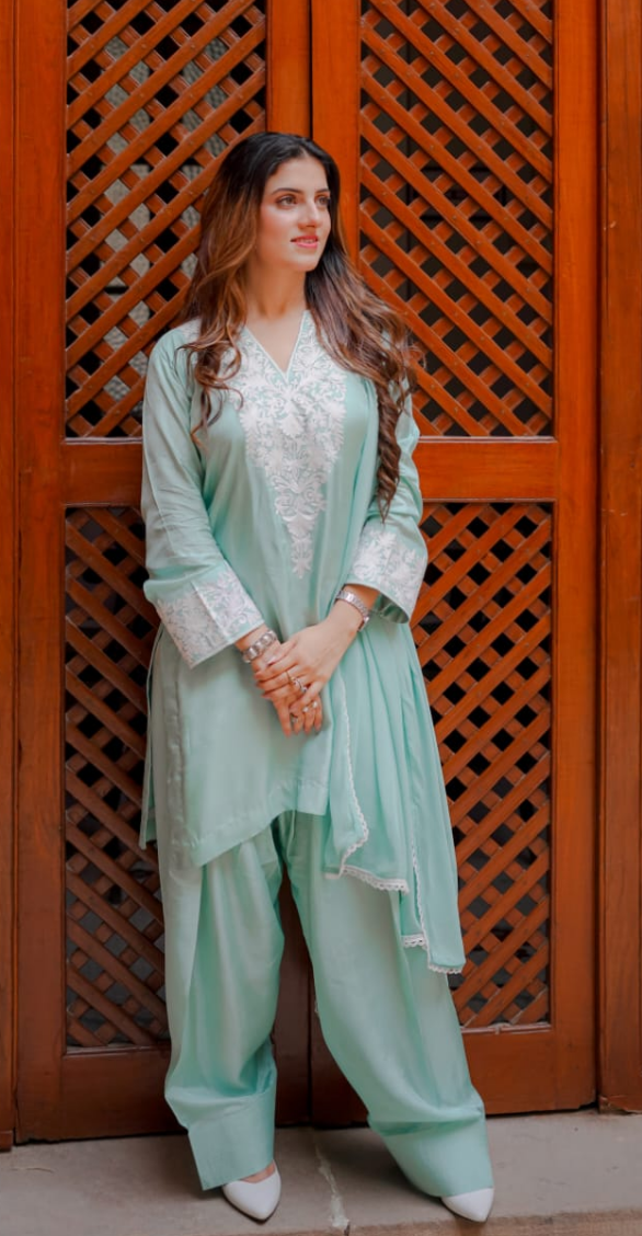 Sham-e-sehar - 3 piece Farshi Shalwar - Tussel Silk