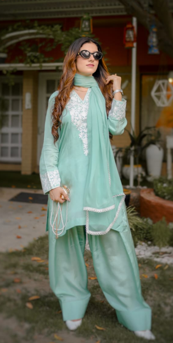 Sham-e-sehar - 3 piece Farshi Shalwar - Tussel Silk