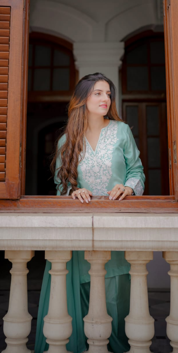 Sham-e-sehar - 3 piece Farshi Shalwar - Tussel Silk